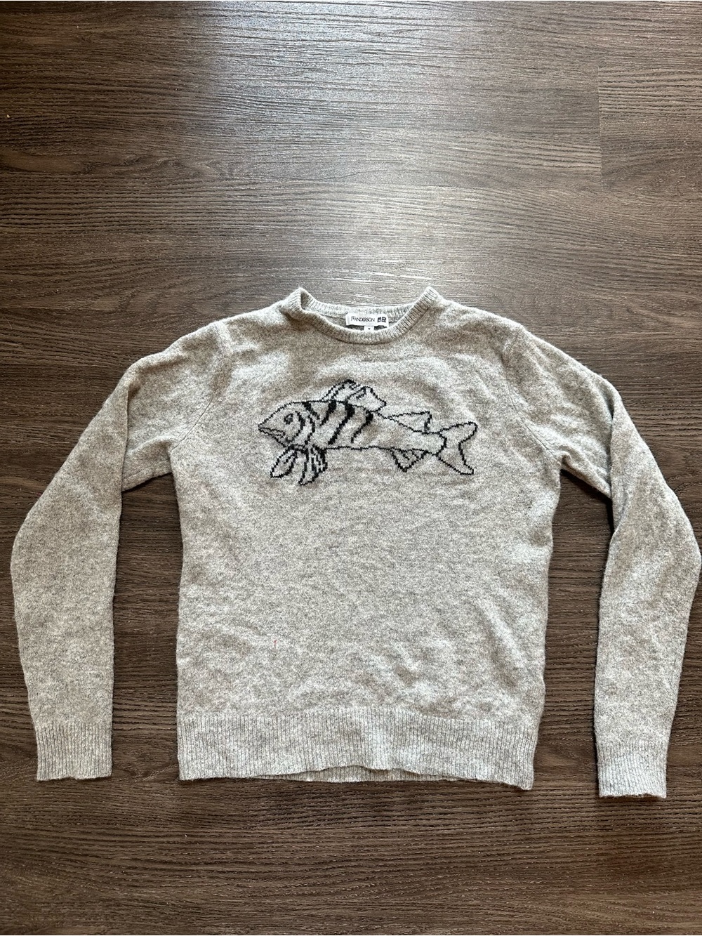 UNIQLO x JW ANDERSON Fish Intarsia Men’s Wool Sweater Gray Size M (small flaw)
